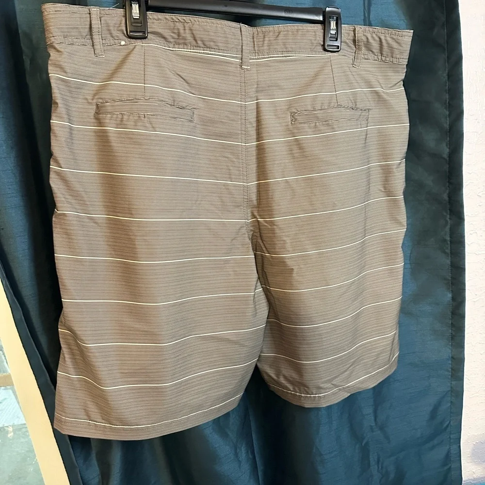O’Rageous Striped Gray Casual Shorts 100% Polyester.